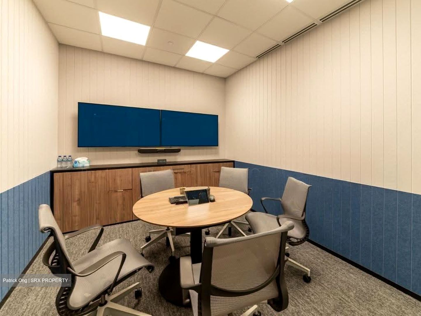 Central Boulevard (D1), Office #608997491